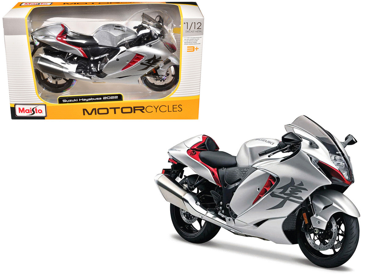 Suzuki 2022 Hayabusa Silver Metallic 1/12 Diecast Motorcycle Model by Maisto