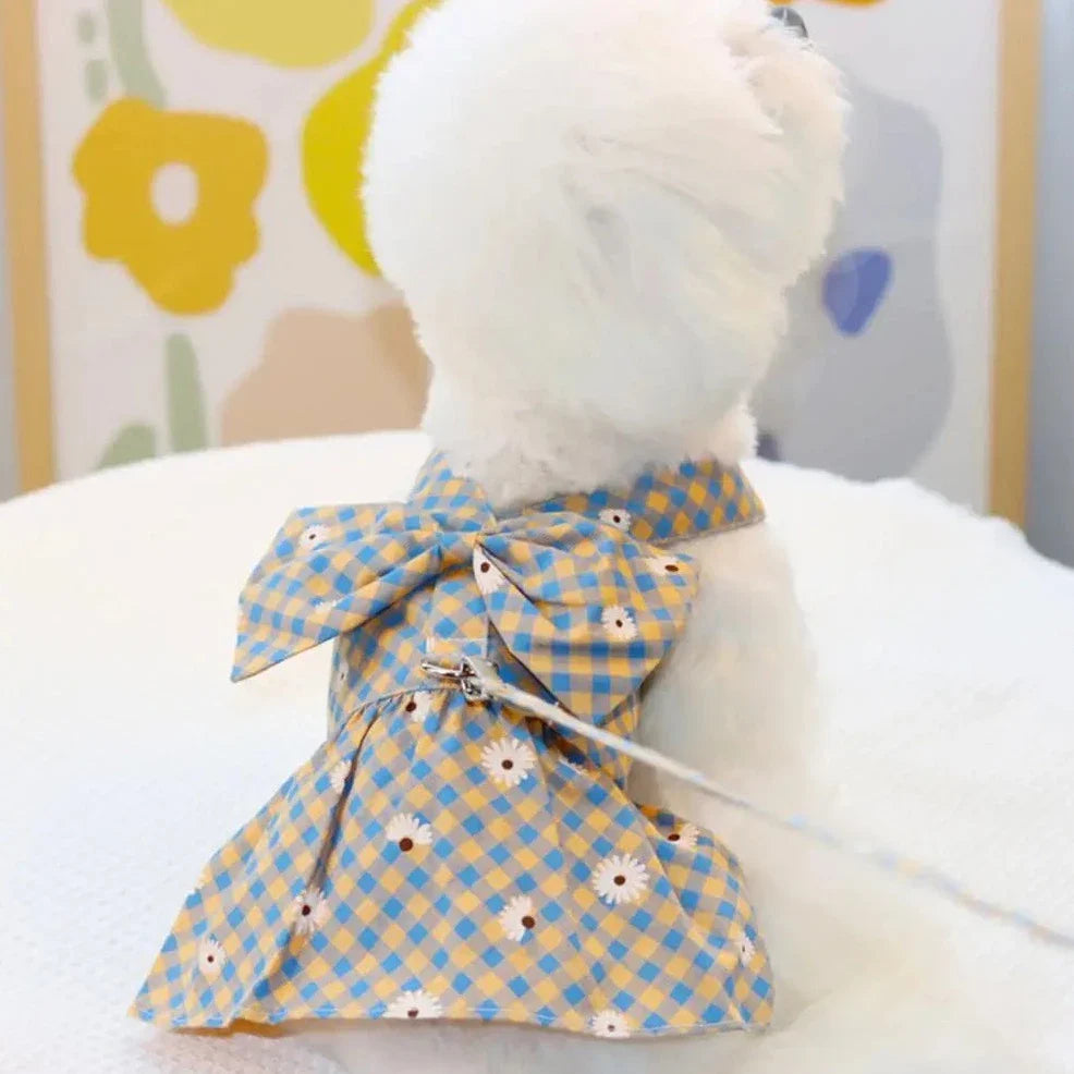 Gingham Harness Dress & Leash Set – Fashionable & Functional Pet Outfit